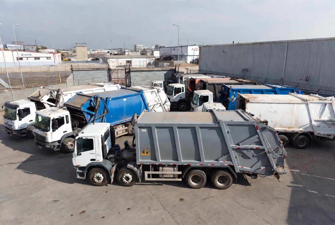 Waste collection vehicle